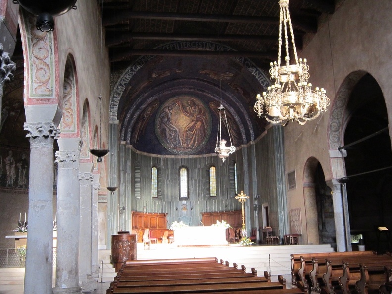 Inside Basilica di San Giusto.JPG